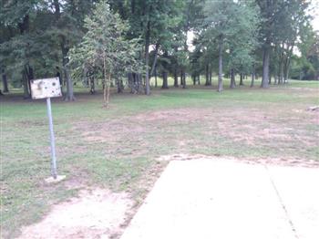 Calvert Road Disc Golf Course image